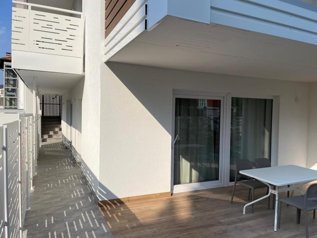 Lake Side Suites Riva del Garda Exterior foto